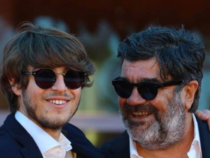 Pannofino con il figlio (foto web) 