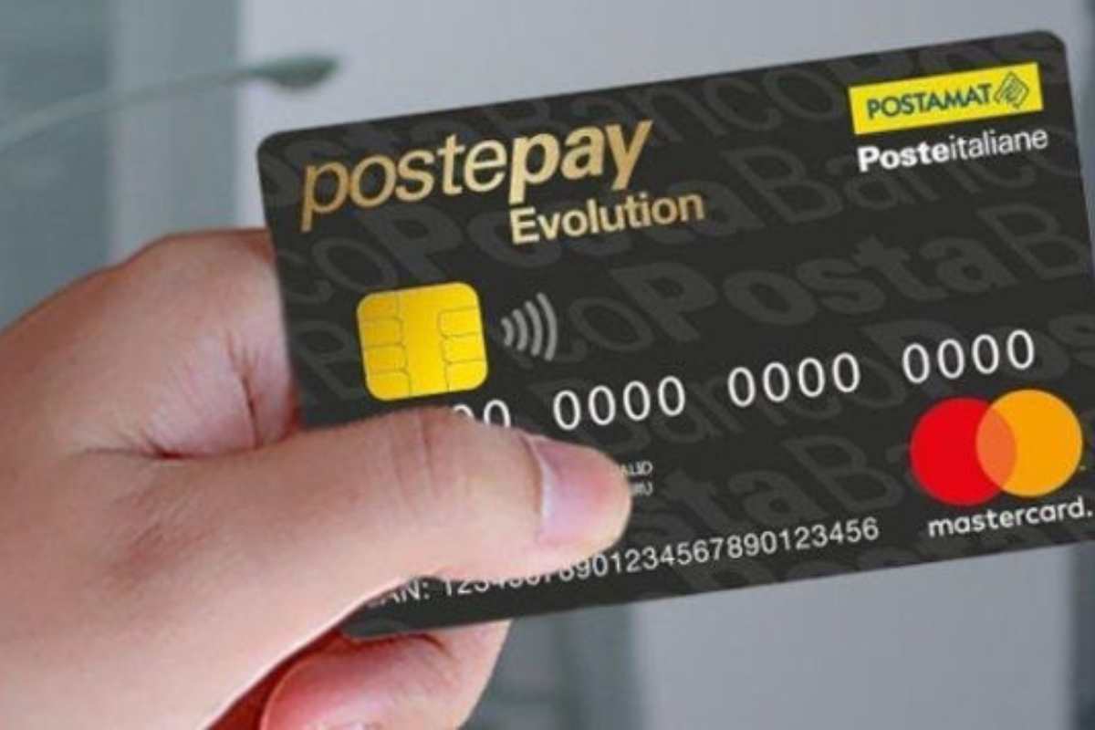 Postepay Evolution aumenta (foto canva)