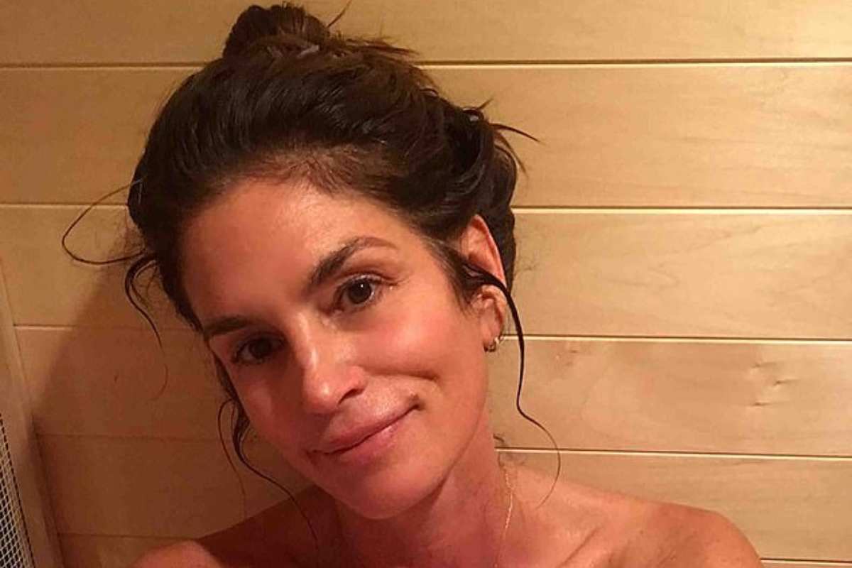 Cindy Crawford, sauna