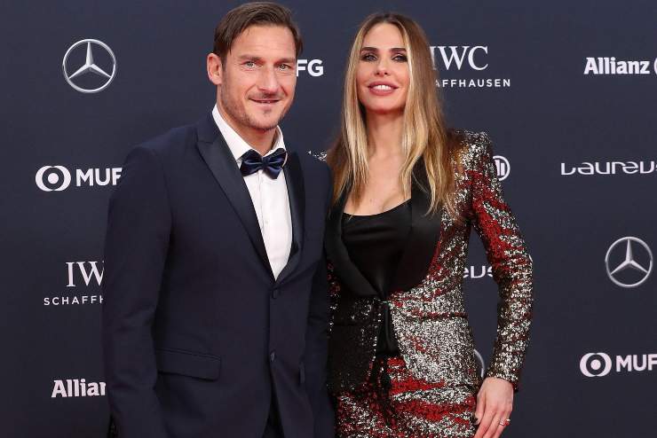 Francesco Totti Ilary Blasi dedica